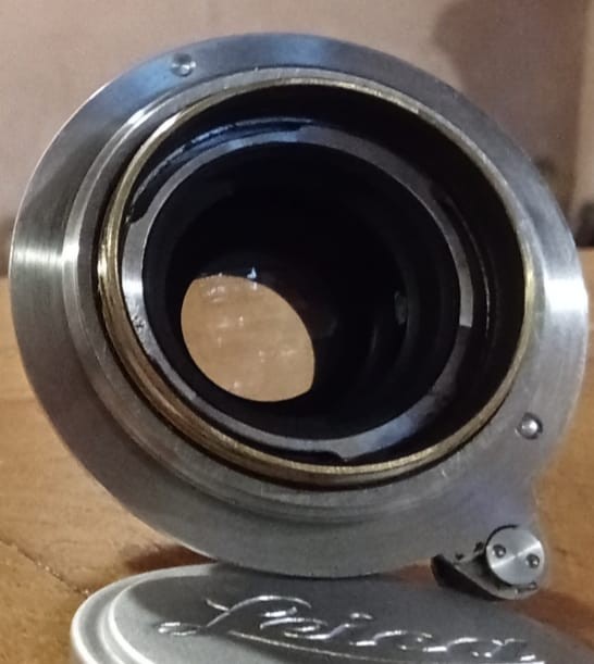 Leica Standard black paint with chrome finish. Near as new!