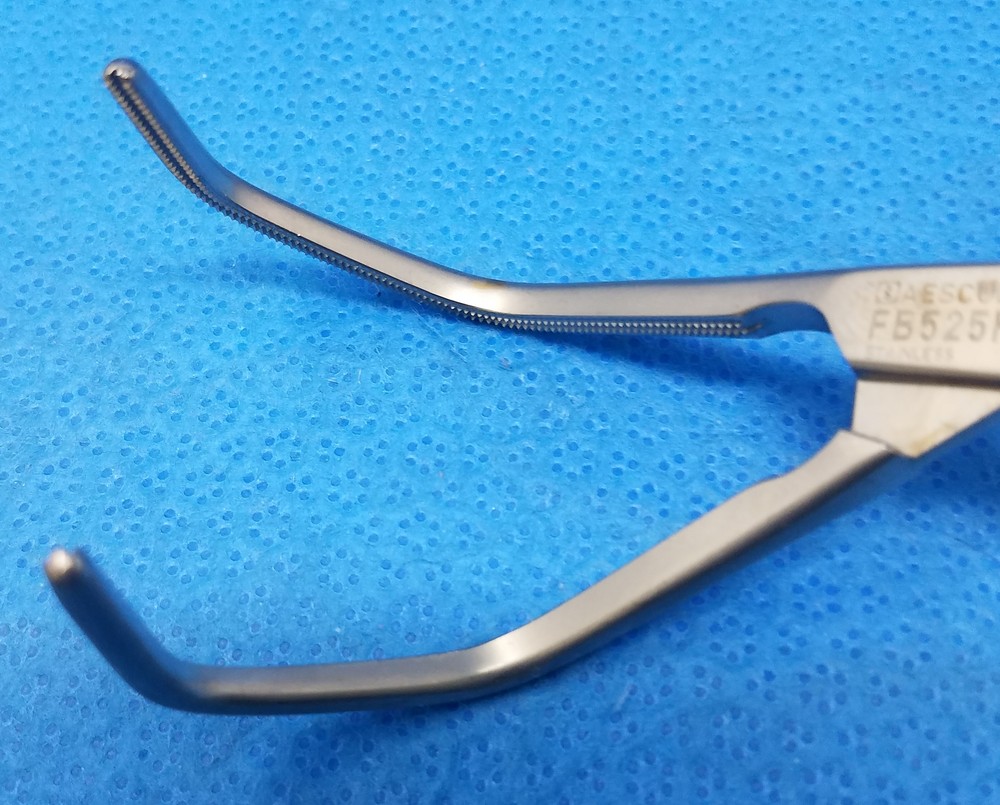 Aesculap FB525R Diethrich Atraumatic Clamp, 8 1/4”