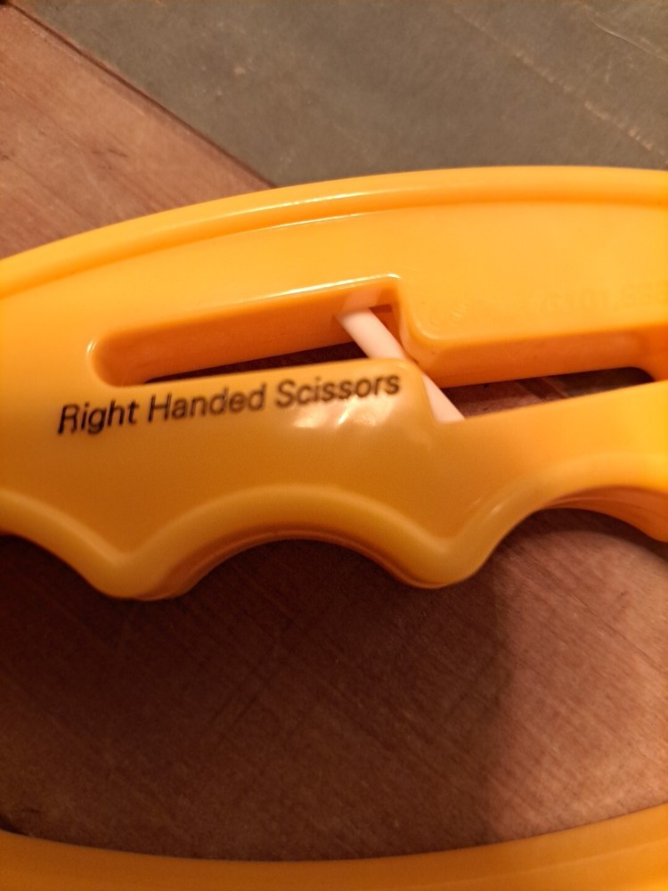 Smith's 10-Second Knife & Scissors Sharpener Left/Right-Handed