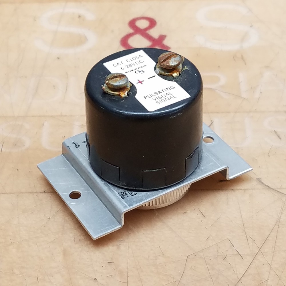 Edwards E105A Pulsating Visual Signal, 6-28VDC - USED