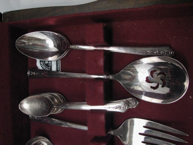 HOMES & EDWARDS SPRING GARDEN SILVER PLATE FLATWARE 55 PC SET
