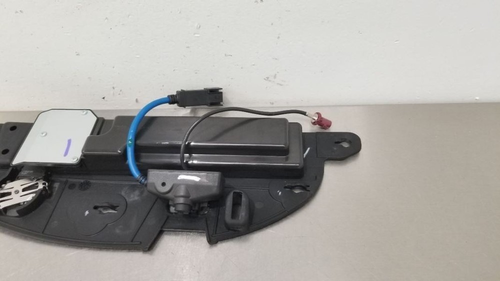 16 CHEVY CORVETTE C7 FRONT VIEW WINDSHIELD MOUNTED CAMERA 23333585