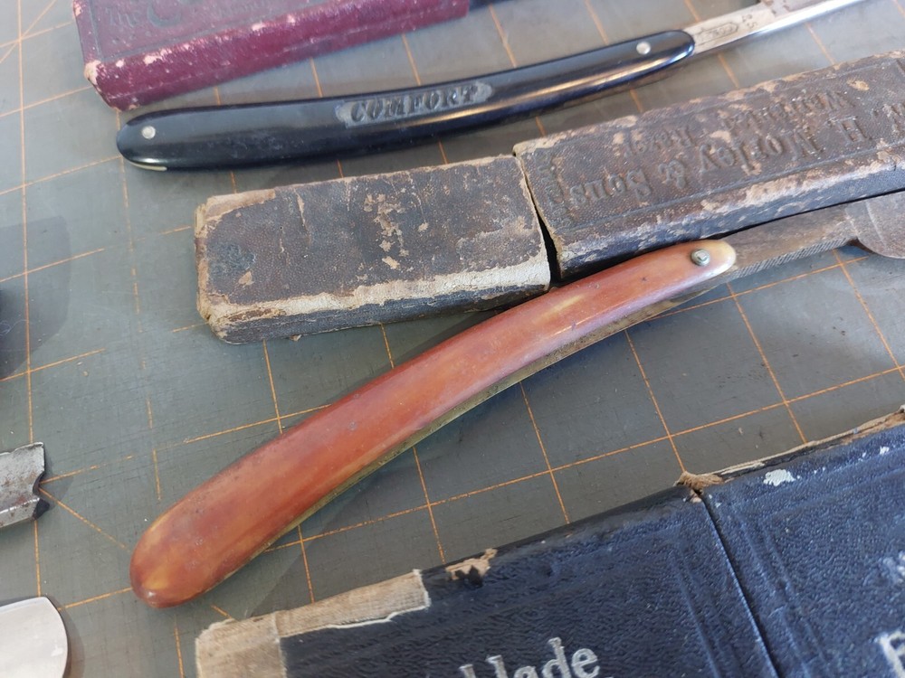 Vintage straight razors lot