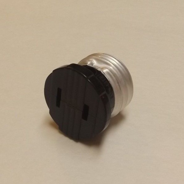 BLACK MEDIUM BASE SOCKET TO OUTLET ADAPTER NEW 48717BJB
