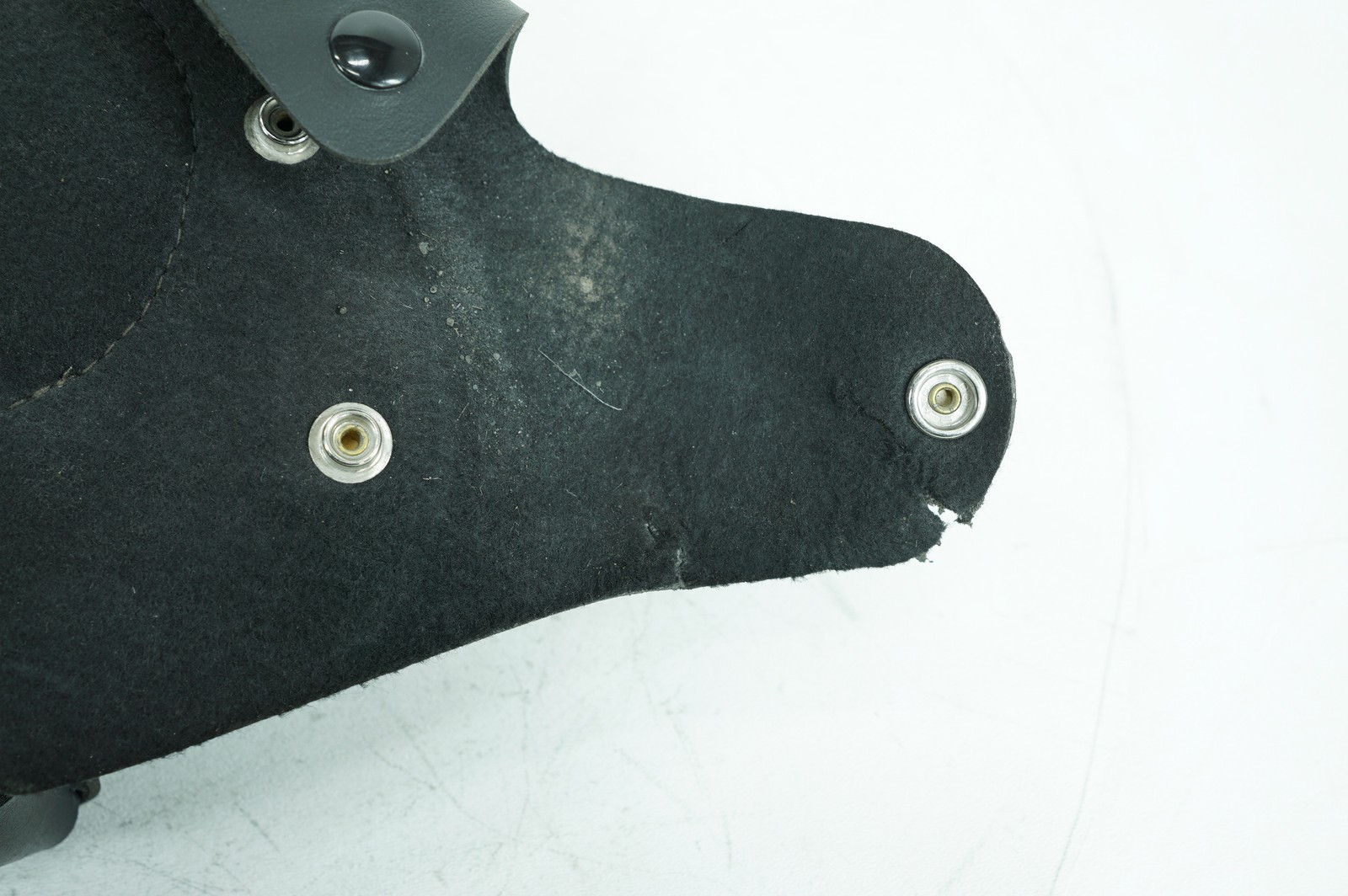 01 Harley Touring Electra Glide Ultra OEM Onboard Tool Bag Leather Storage Torn