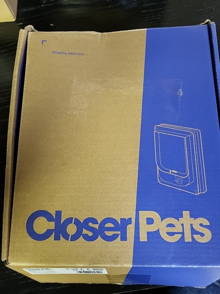 Cat Mate Electromagnetic Cat Flap White