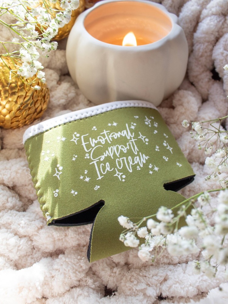 Fantasy Reader Ice Cream Sleeve