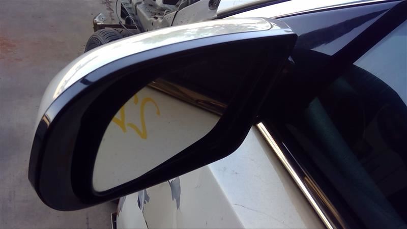 MAXIMA 2013 High Mounted Stop Light 1065945