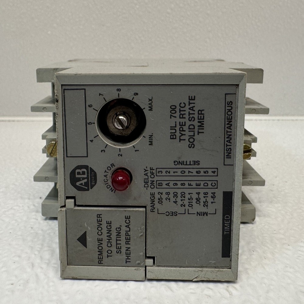 Allen Bradley 700-RTC00100U24 Ser. A Solid State Adjustable Timing Relay