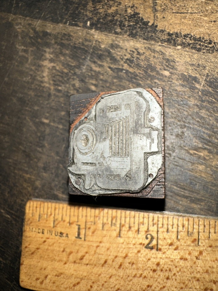 Printing Block “ Antique Camera “￼