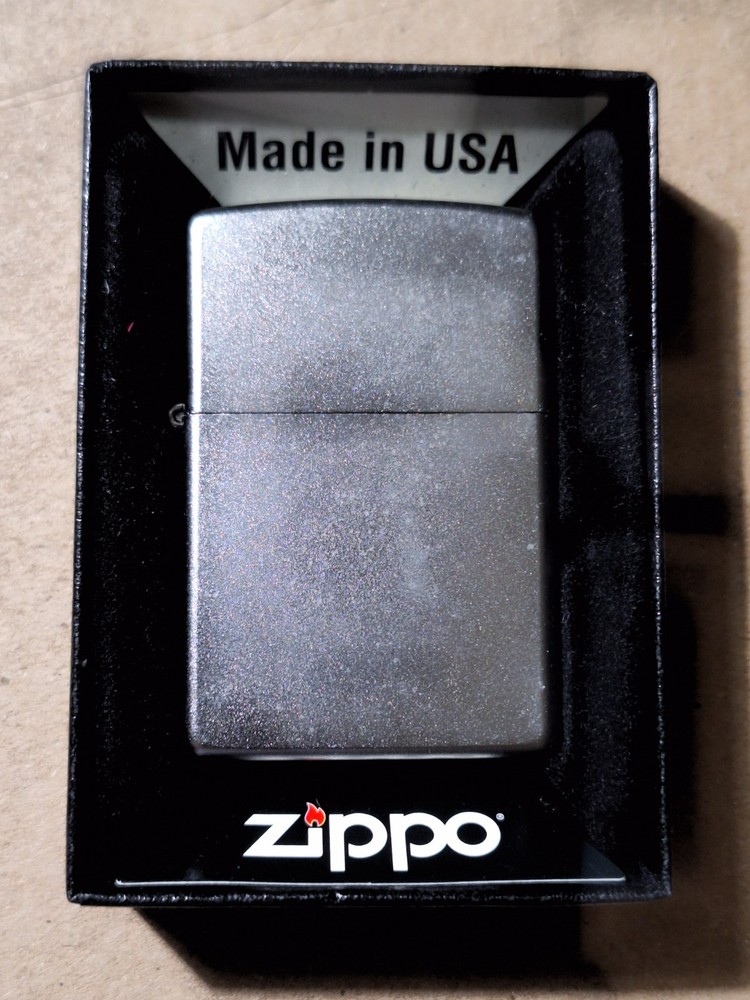 Zippo Lighter 206 regular satin chrome