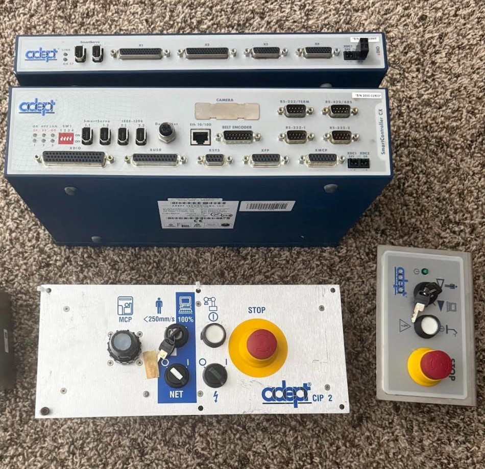 ADEPT SmartController CX  20000-310 Rev J plus Accessories