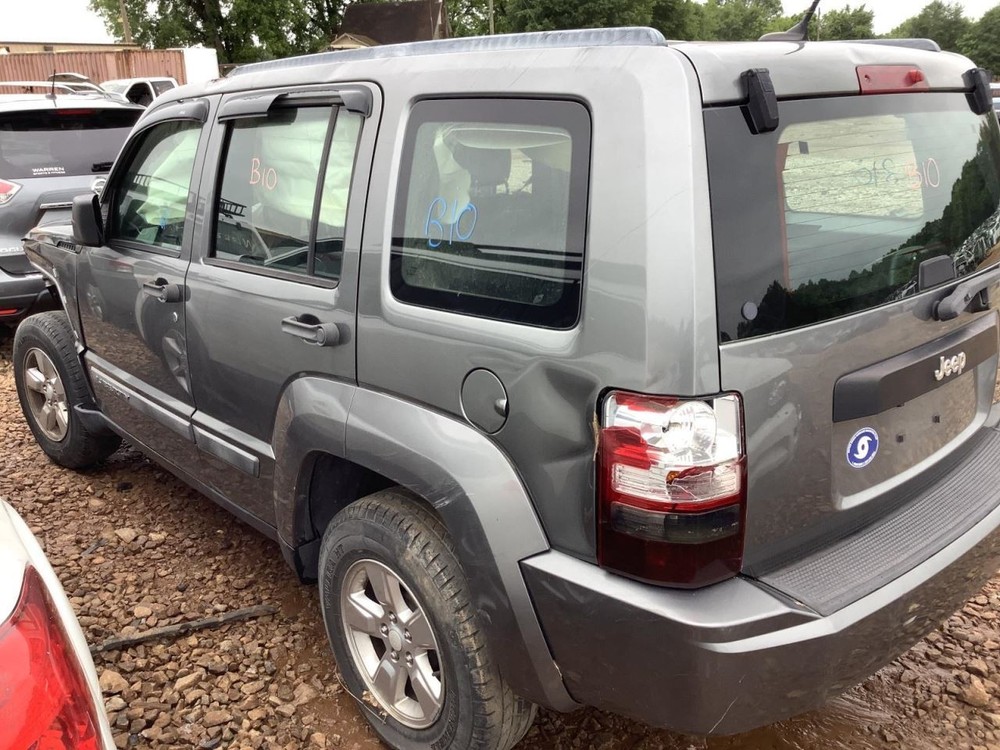 LIBERTY 2012 Glove Box 4661890