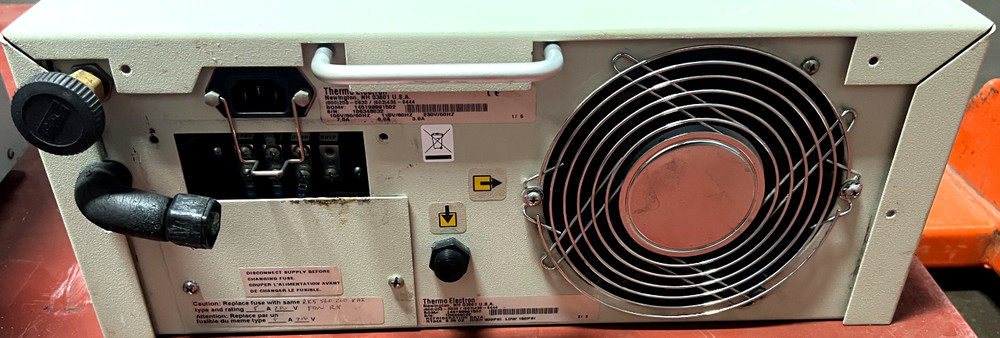 Thermo Neslab KMC 100 RackMount Chiller