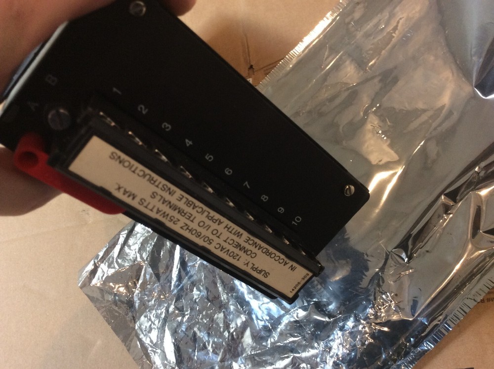 Moore 15738-120 Digital Single Loop Controller