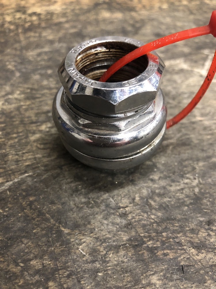 Hatta "Vesta" Chromoly Steel Threaded Headset