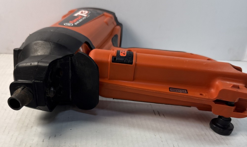 Ramset T3SS Nailer, Hard Case - Tested Clean