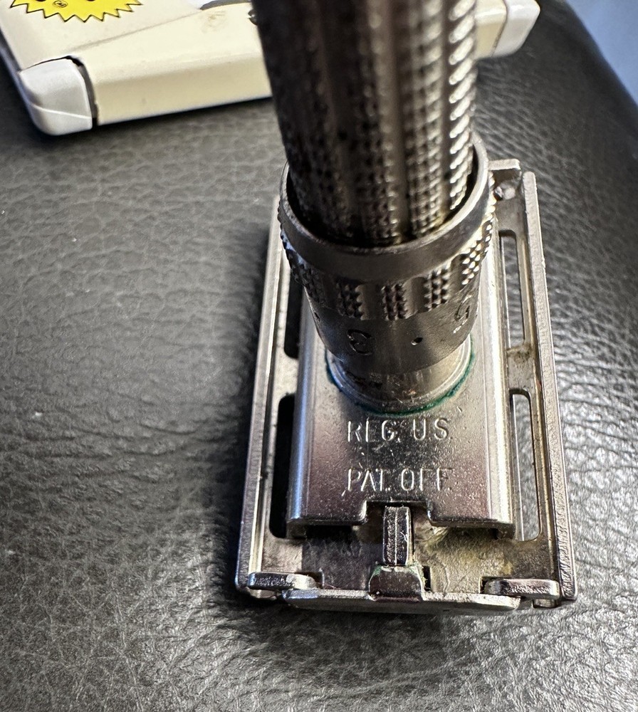 1963 Gillette Slim Adjustable 1-9 Safety Razor Date Code I-2 With Blades