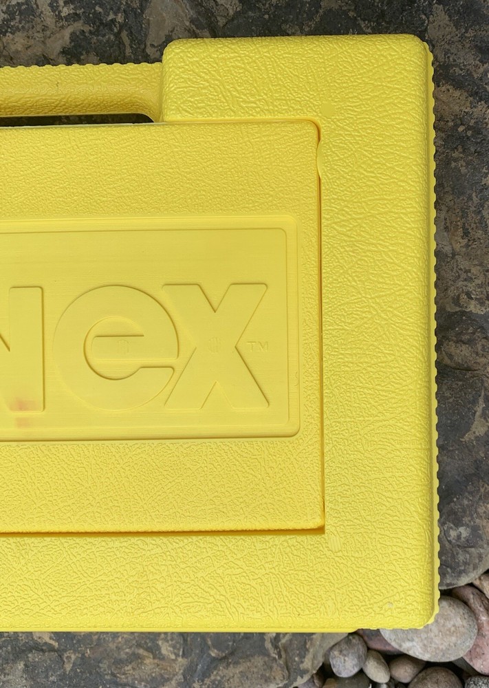 K’NEX Plastic Case. Yellow. Good conditioned