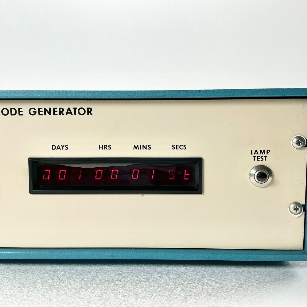 Real Time Technology Time Code Generator Vintage SMPTE Broadcast Unit Powers On