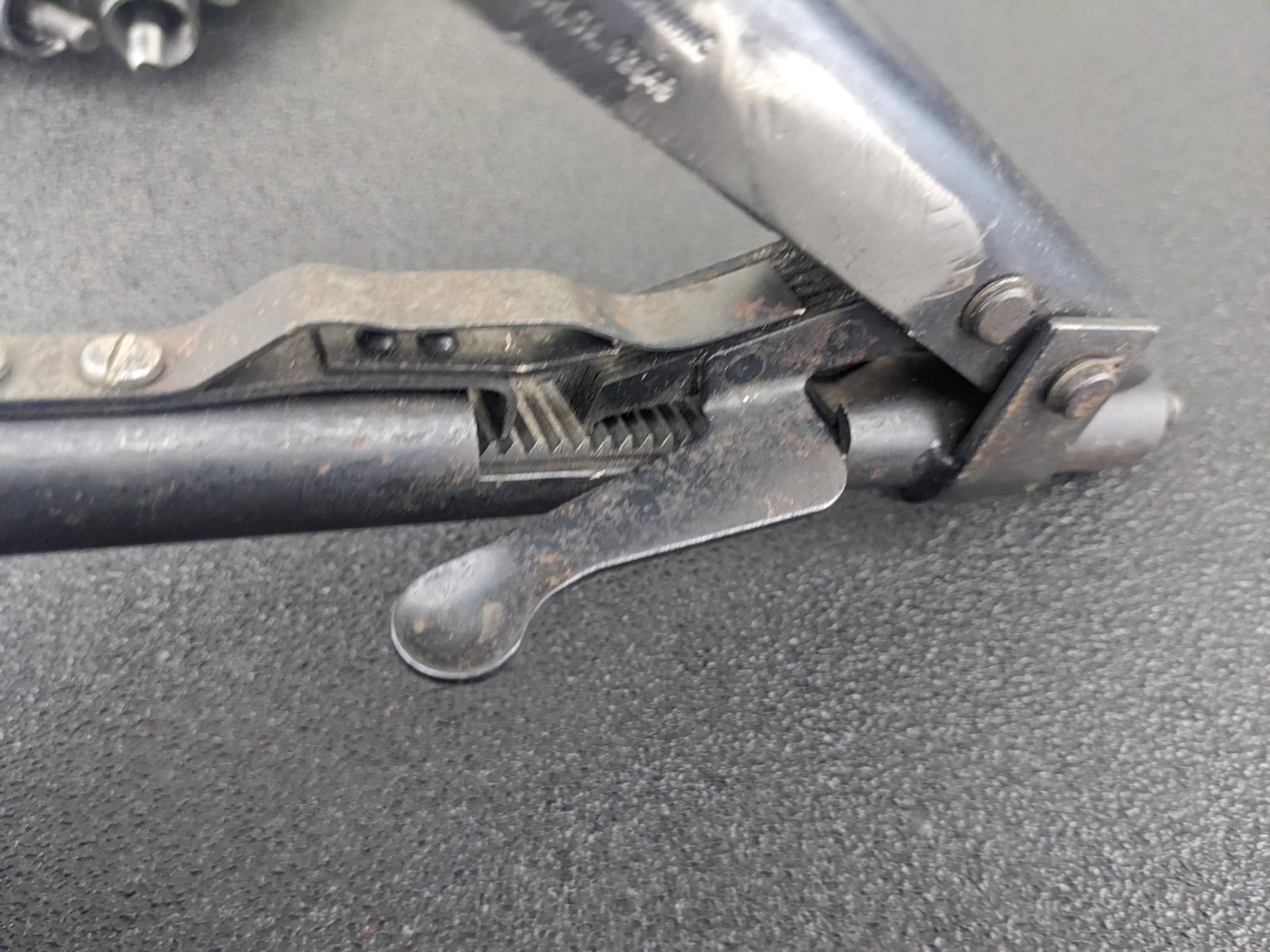 #bl614 Huntington Beach 4pc HBM 122 Rivet Gun Hand Riveter Pulling Aircraft Tool