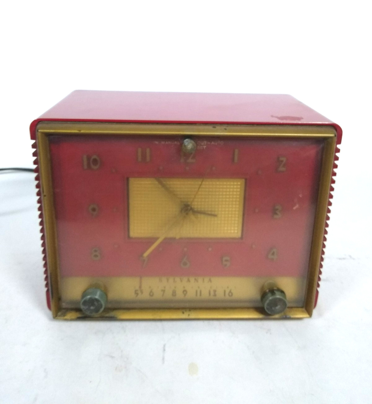 Vintage Sylvania model 543 clock radio, MCM, Dragoon Red, Project, For Parts
