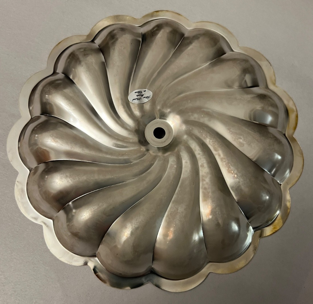 Old Hampshire Silversmiths Silverplated Scalloped Server New In Box-Open For Pic