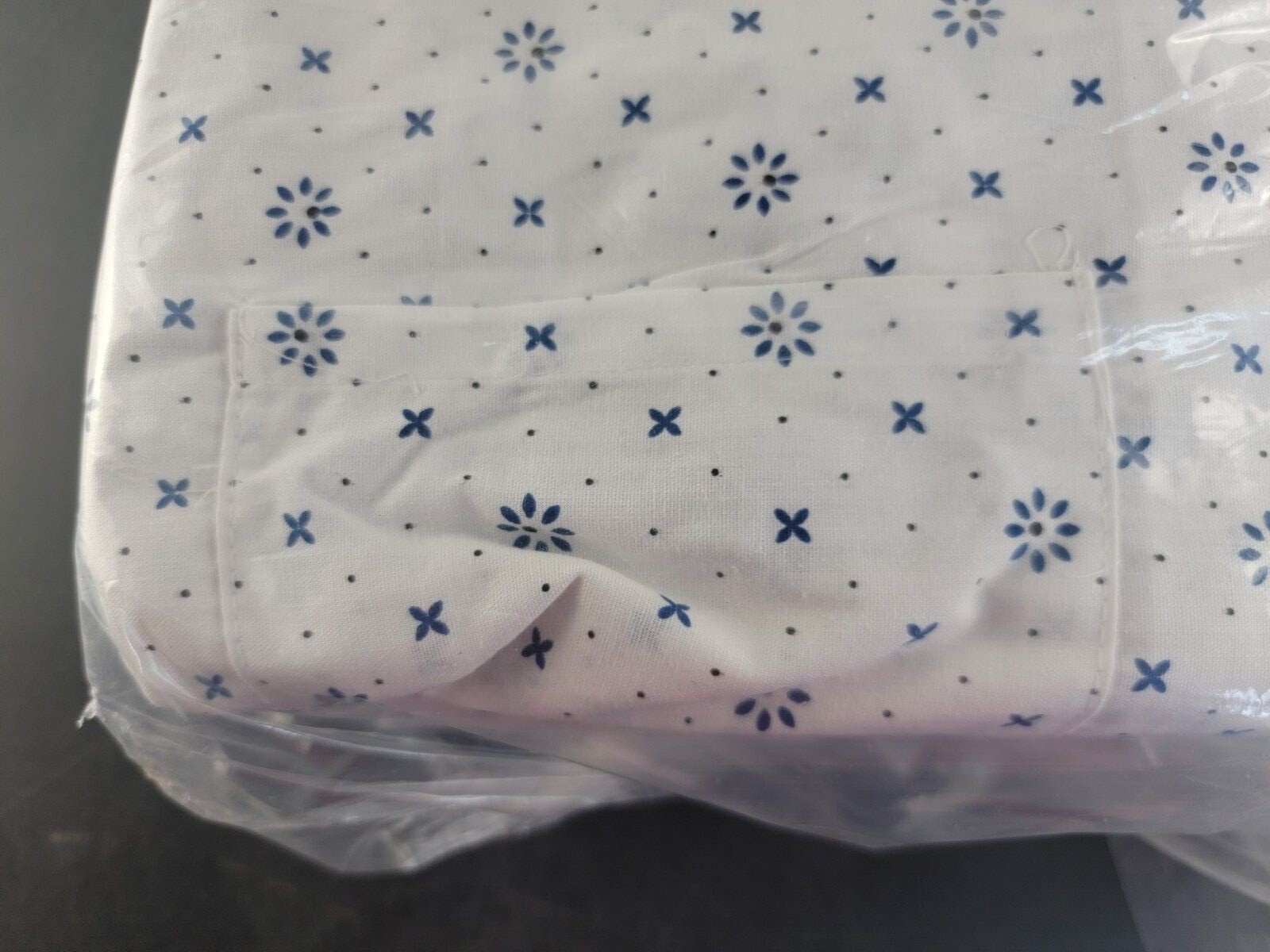 1 DZ or 5 DZ Patient Hospital IV Gown Telemetry Pocket 50” Length 68” Sweep