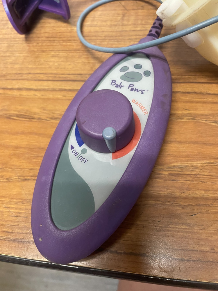 Bair Paws Model 850 Patient Adjustable Warming Unit System *