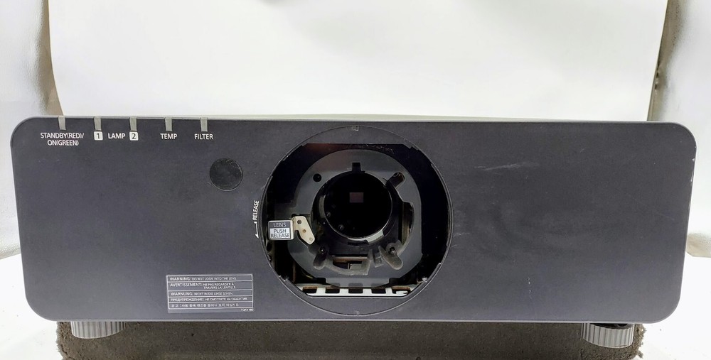 Panasonic PT-D6000ULK DLP Projector