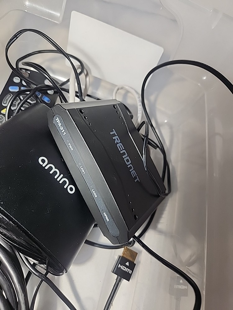 AMINO A140 DECODER ,FASTEST MODEL,HDMI OUTPUT + Trendnet + Remote Untested