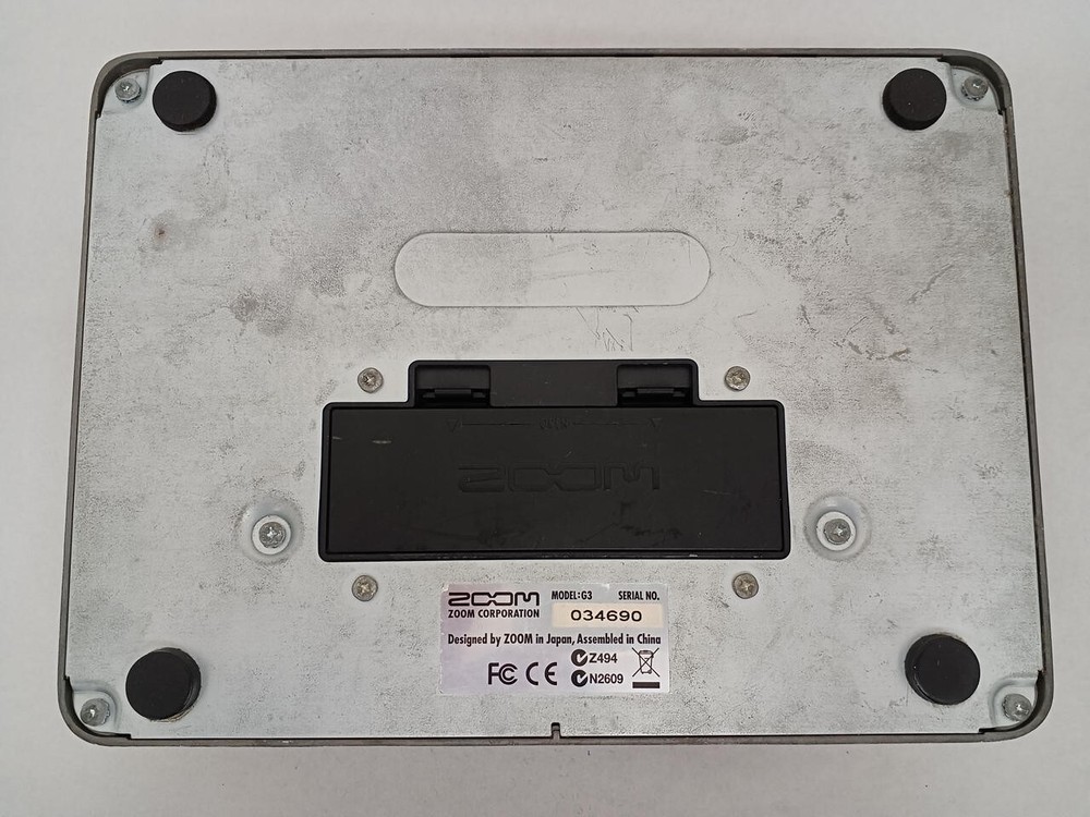 JUNK Zoom G3 Multi-Effects Guitar Effect Pedal Amplifier Simulator Japan