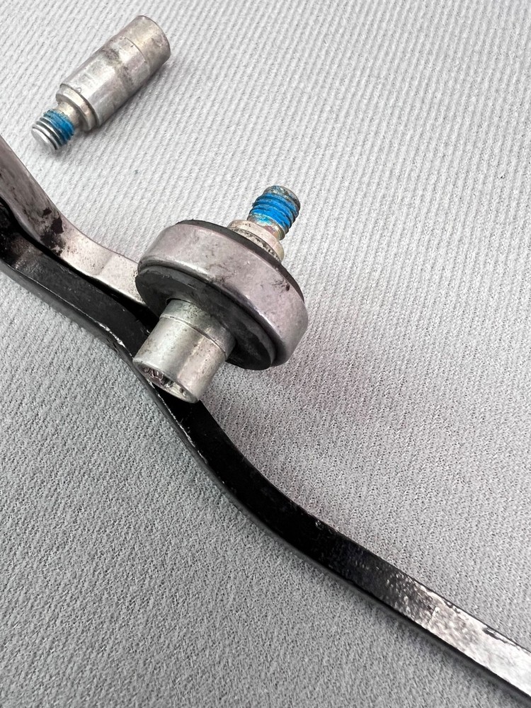 Mini Convertible Header Hooks Pivot Pins