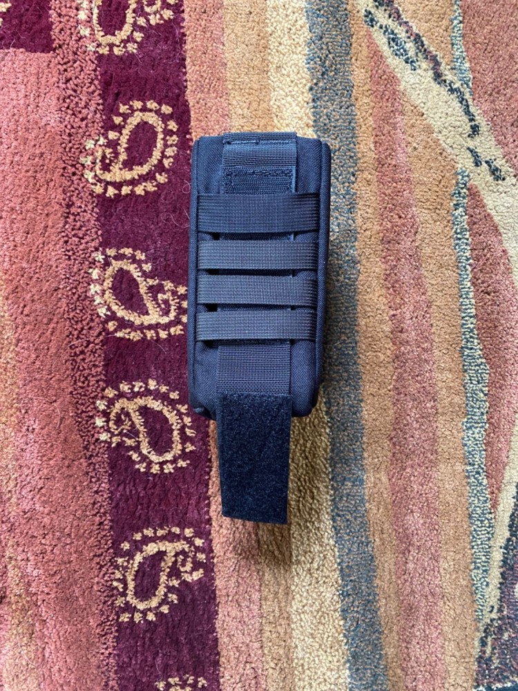 Initial Ascent water bottle holder, black, great condition