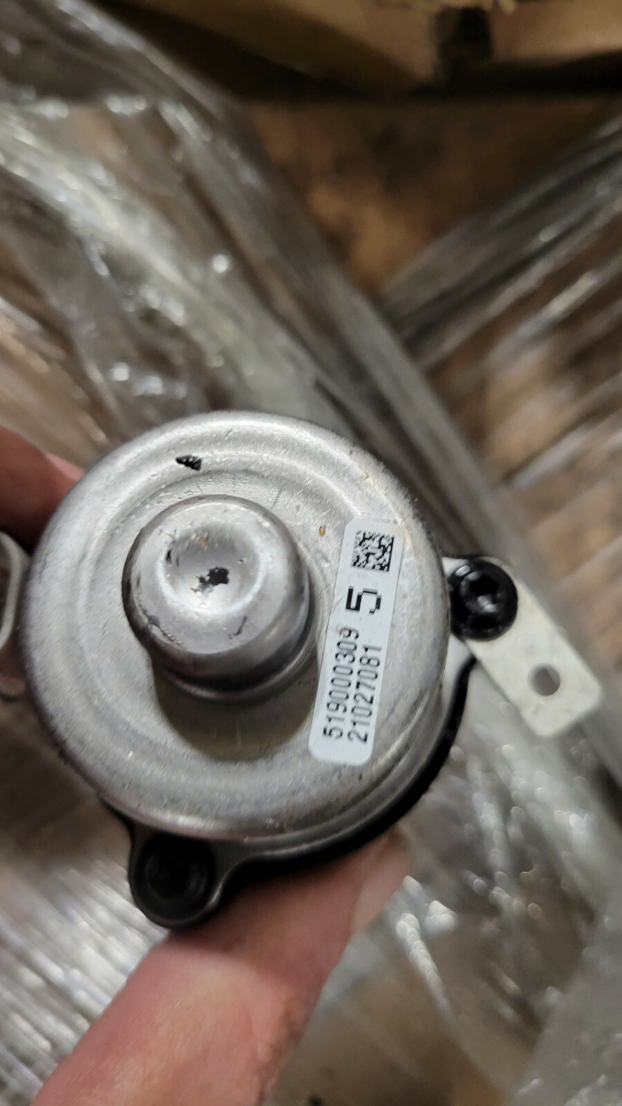 Ski-Doo Oil Pump Fits Many Models - 519000309 - BRP 4-Port New #0 #4 #5 #6 #7 #8