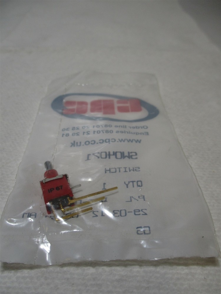 Multicomp (2AS4T2A1M7RE) Washable Panel Mount SPDT (On)-Off-(On) Toggle Switch