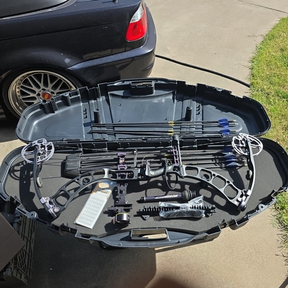 Prime Rival Compound Bow Right Hand