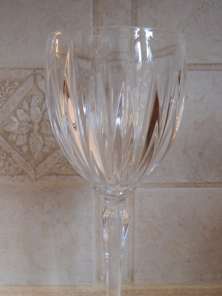 CRIS D' ARQUES GLASSWARE CLASSIC PATTERN WATER GOBLET 8 1/2"