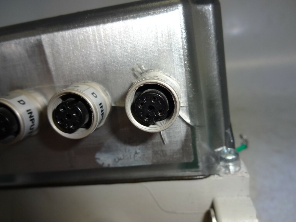 Allen-Bradley 1799-MAC03 Interface