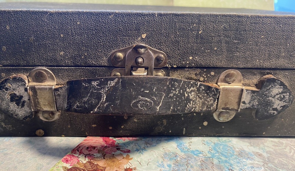 1920 Shelton Special Vibrator Hardcase (Hardcase Only)