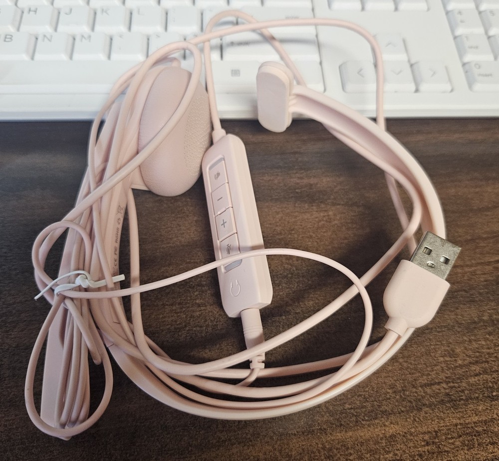 Amazon USB Headset with Microphone Noise Canceling - Pink