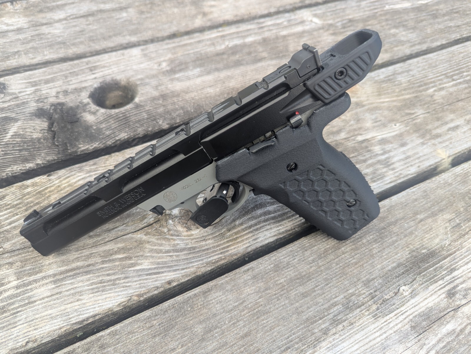 Smith and Wesson 22A, 22A-1, 22S grips one piece