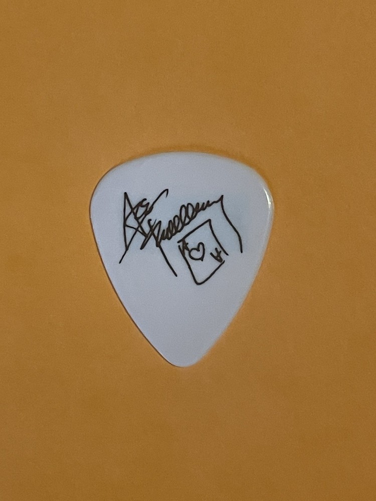 KISS ACE FREHLEY RARE GUITAR PICK 90,S EX