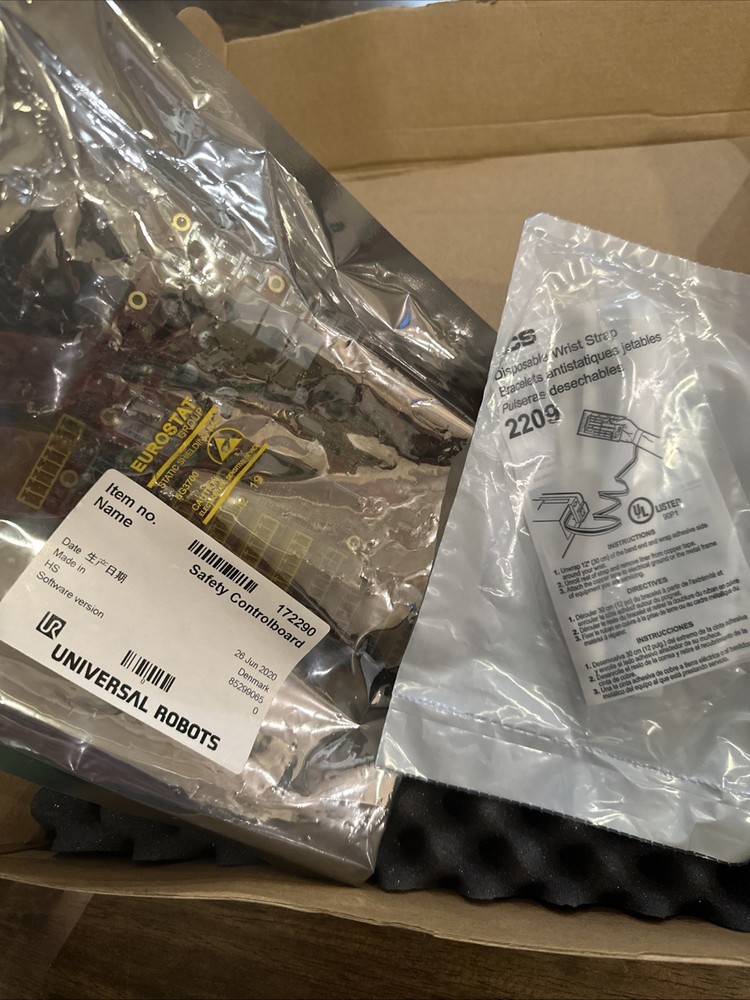 UNIVERSAL ROBOTS 172290 Saftey Controlboard Kit NEW