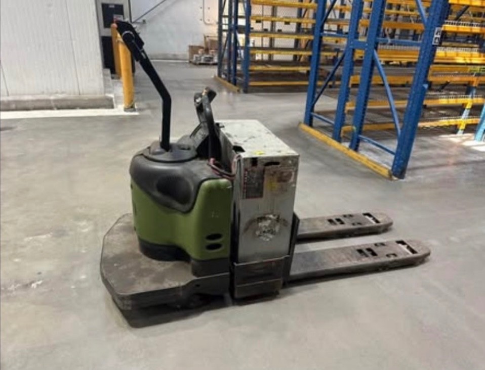 Crown electric pallet jack