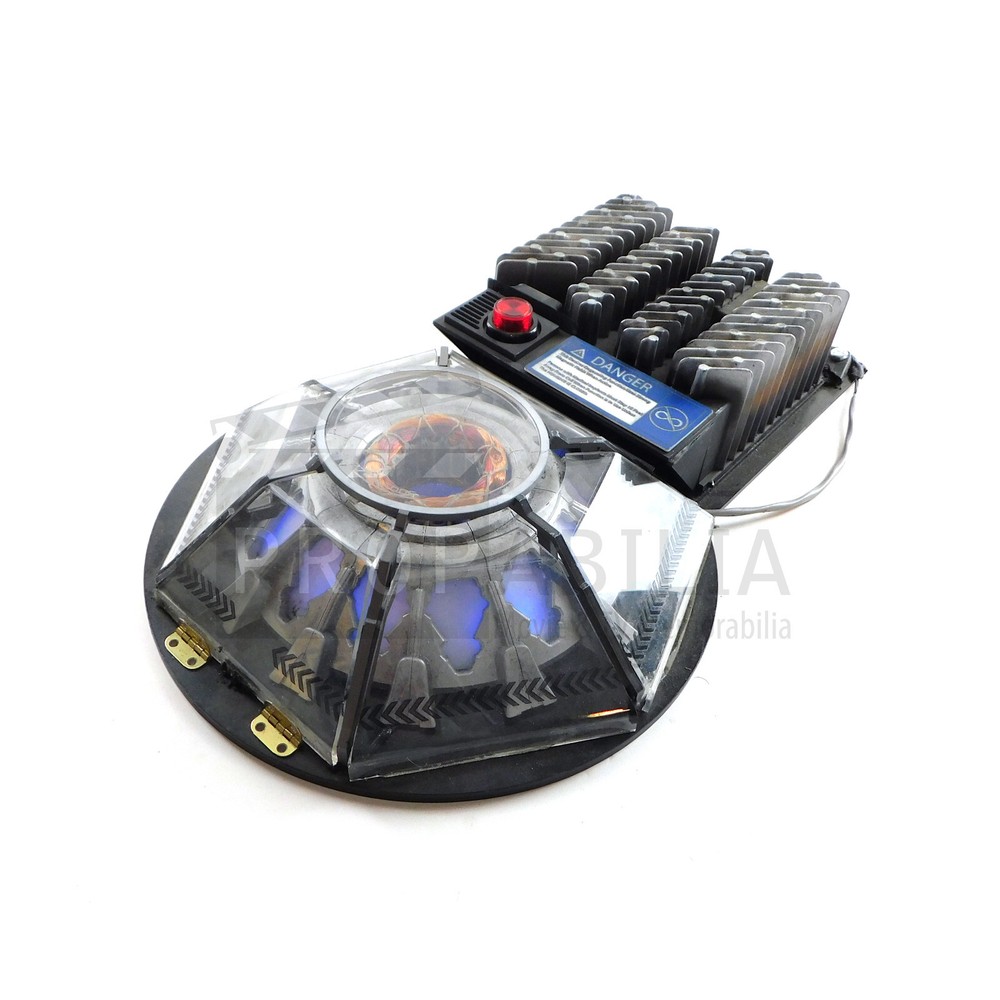 THE 100 Mind Drive Reader Original Prop (6385-2414)