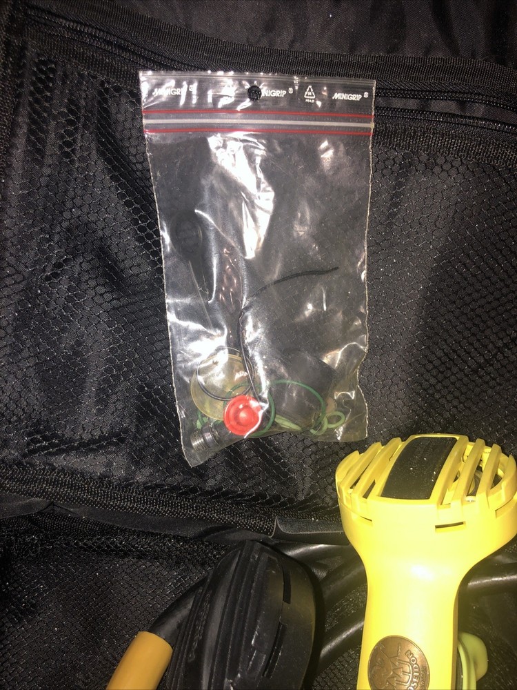 Suunto Dacor Regulator Set - Sold AS-IS/Untested