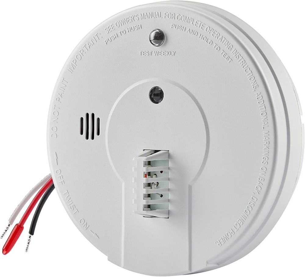 Heat Detector, Hardwired with Battery Backup & 2 LEDs, Interconnect Capability
