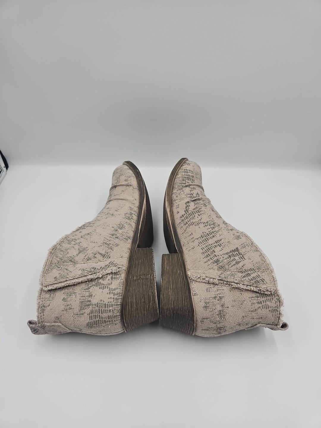 Very G Bootie Women's Size 7