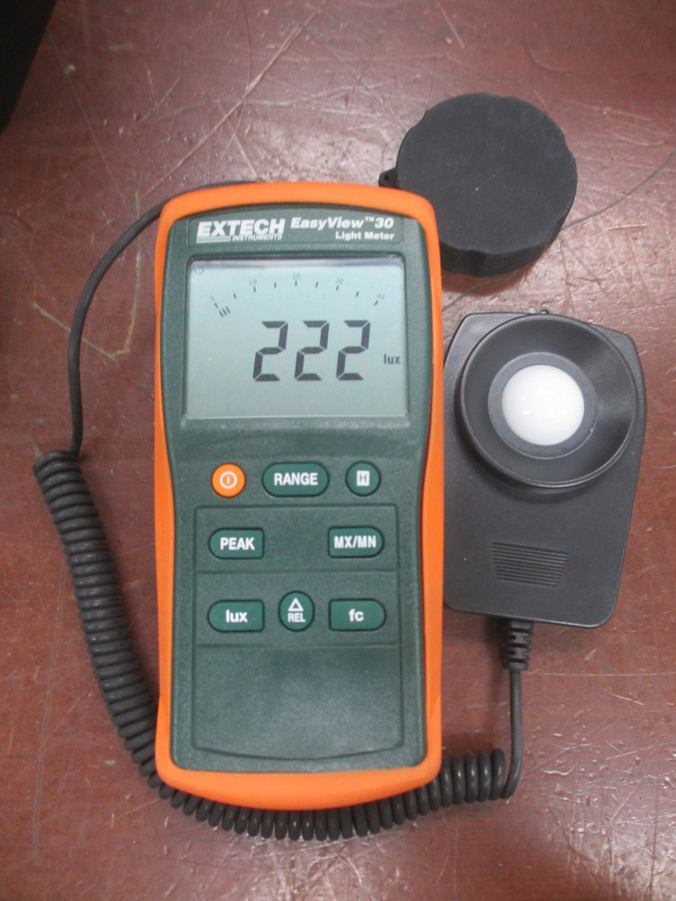 Extech EA30 Calibrated Easy View Wide Range Light Meter